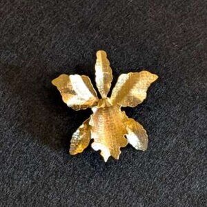 Vintage Art Deco Giovanni gold tone orchid flower floral brooch